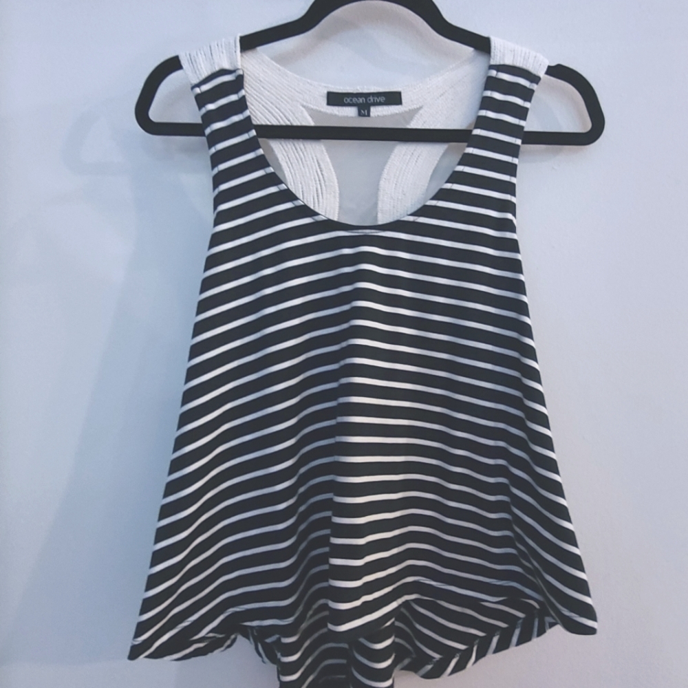 Black and white stripped high low tank